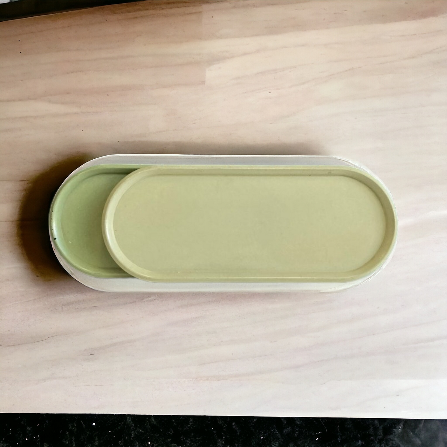 Medium Oval Tray