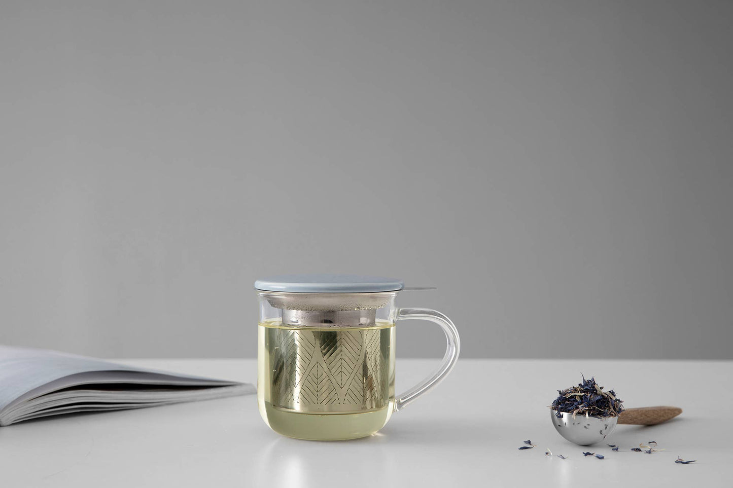 Minima™ Eva Glass Mug & Porcelain Lid w/ Infuser